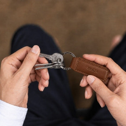 Skaza Signature Tan Leather Keychain